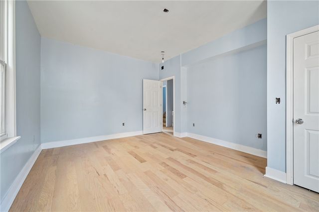 5419 Broad St, Garfield, PA 15206