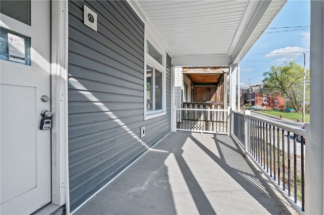 5419 Broad St, Garfield, PA 15206