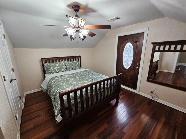 511 E Farrar Street, Groesbeck, TX 76642