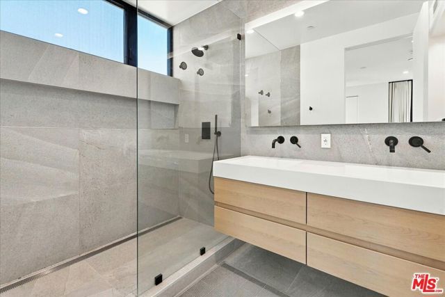6077 Horner Street, Los Angeles, CA 90035
