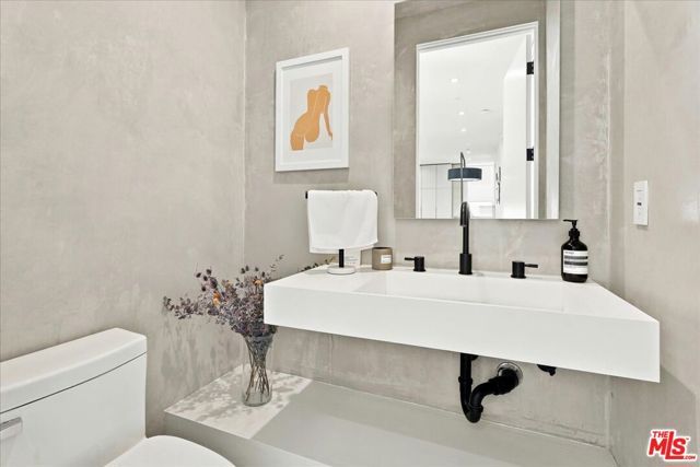 6077 Horner Street, Los Angeles, CA 90035