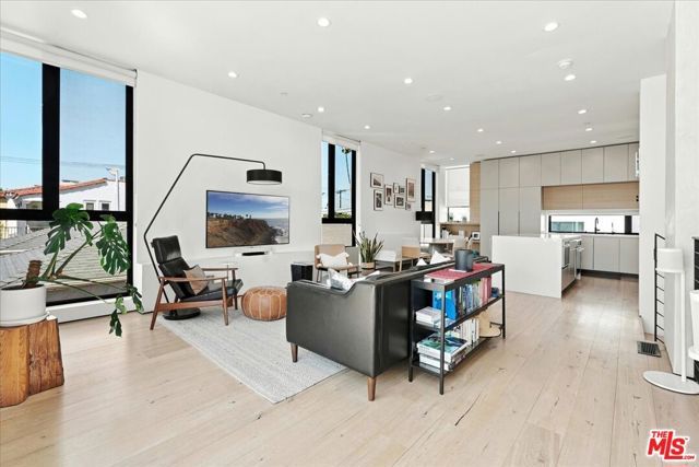 6077 Horner Street, Los Angeles, CA 90035