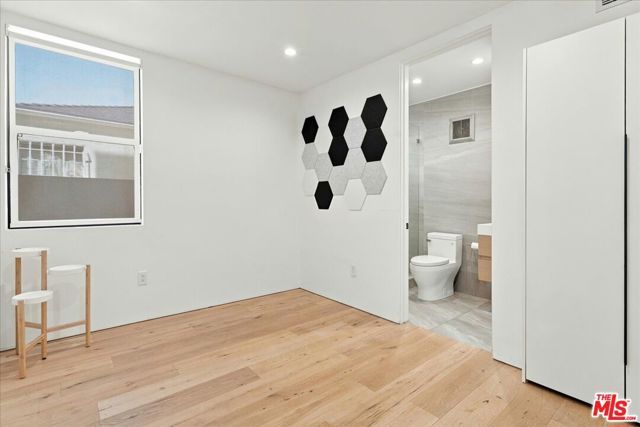 6077 Horner Street, Los Angeles, CA 90035