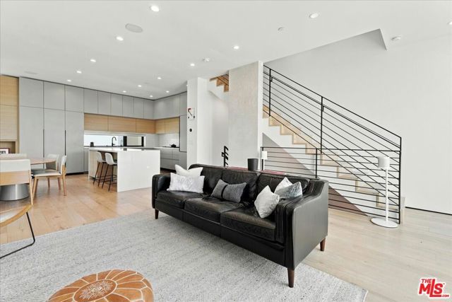 6077 Horner Street, Los Angeles, CA 90035