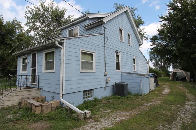 25513 W Loomis ROAD, Waterford, WI 53185