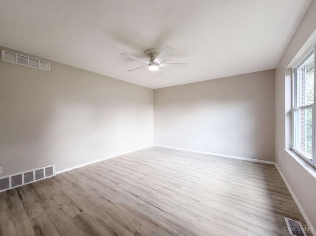 12157 Hitchcock Drive, Forest Park, OH 45240