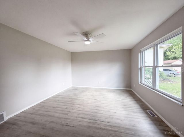 12157 Hitchcock Drive, Forest Park, OH 45240