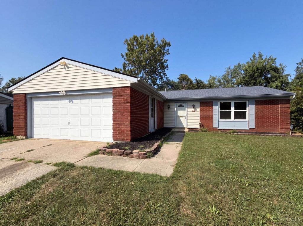 12157 Hitchcock Drive, Forest Park, OH 45240