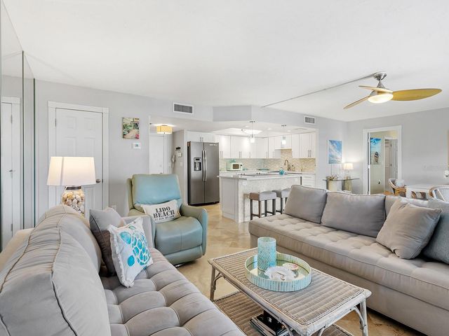 800 BENJAMIN FRANKLIN DRIVE 304, Sarasota, FL 34236