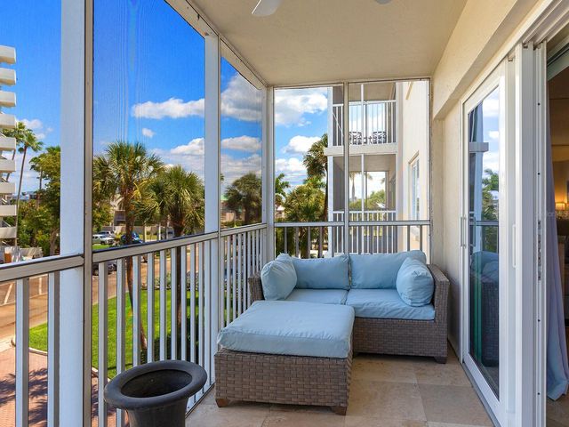 800 BENJAMIN FRANKLIN DRIVE 304, Sarasota, FL 34236
