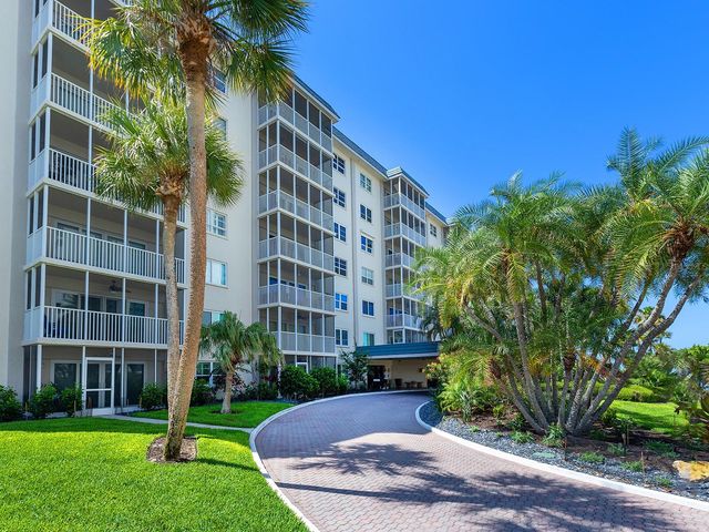 800 BENJAMIN FRANKLIN DRIVE 304, Sarasota, FL 34236