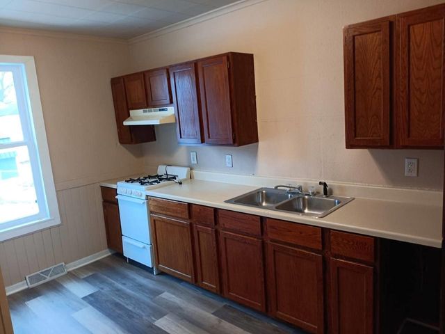 1320 ARCTIC STREET, Antigo, WI 54409