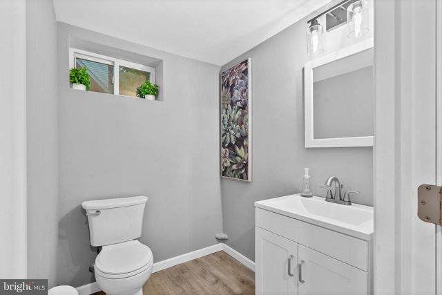 416 GLENDALE CIR, Springfield, PA 19064