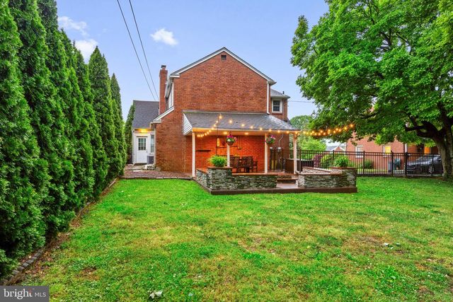 416 GLENDALE CIR, Springfield, PA 19064