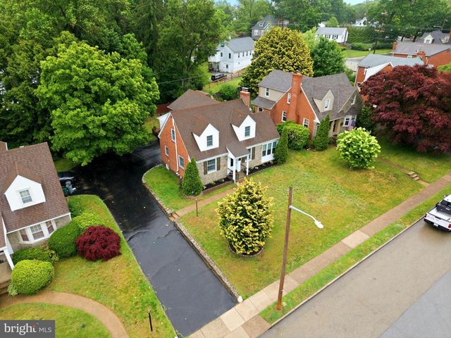 416 GLENDALE CIR, Springfield, PA 19064