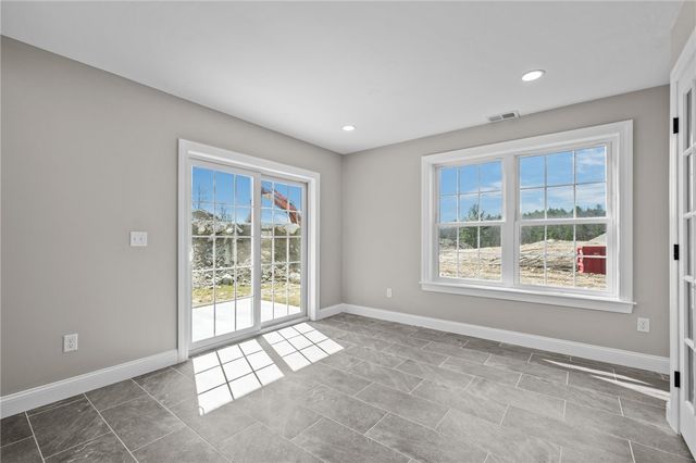 2 Old County Village Road A, Smithfield, RI 02917