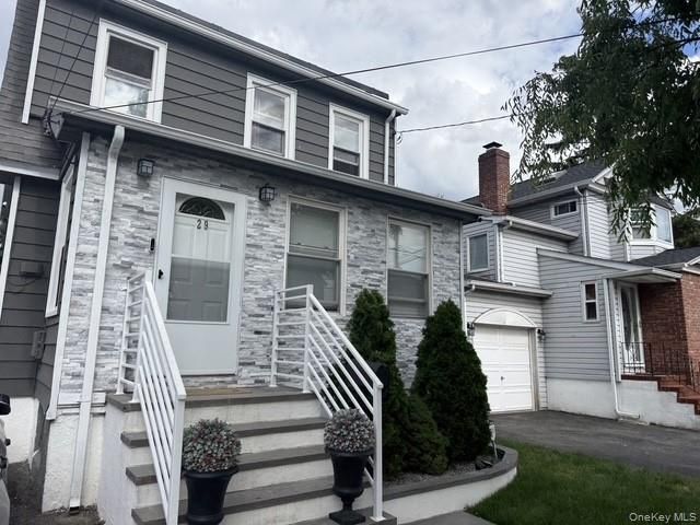 29 Cambridge 01, Valley Stream, NY 11581