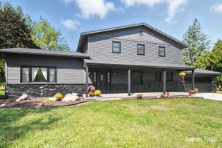 201 Shore Haven Drive Se, Grand Rapids Twp, MI 49546