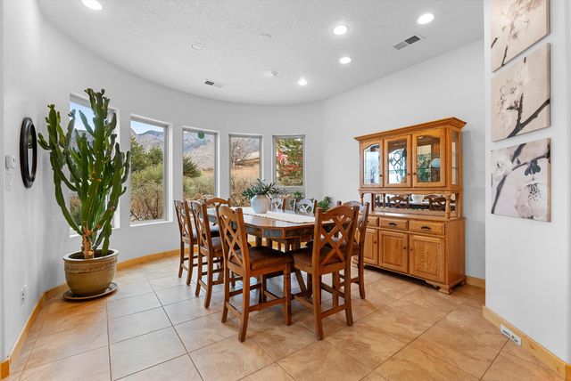 11711 Glendale Avenue NE, Albuquerque, NM 87122