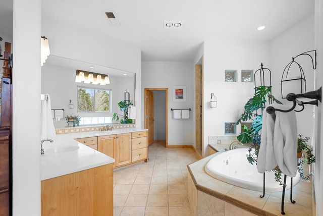 11711 Glendale Avenue NE, Albuquerque, NM 87122