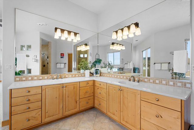 11711 Glendale Avenue NE, Albuquerque, NM 87122