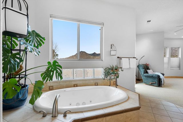 11711 Glendale Avenue NE, Albuquerque, NM 87122