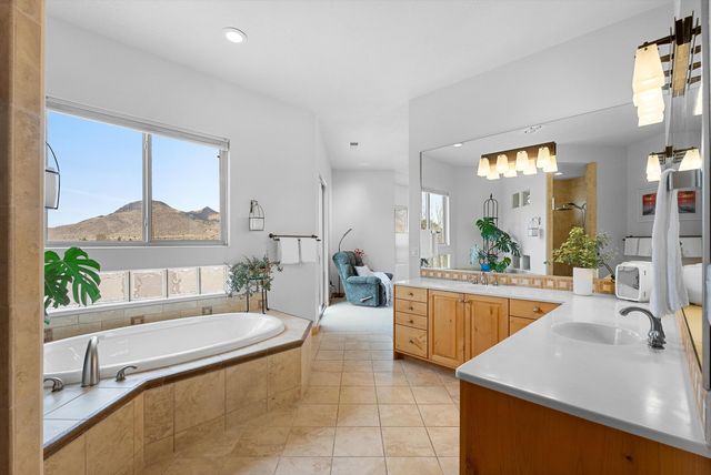 11711 Glendale Avenue NE, Albuquerque, NM 87122