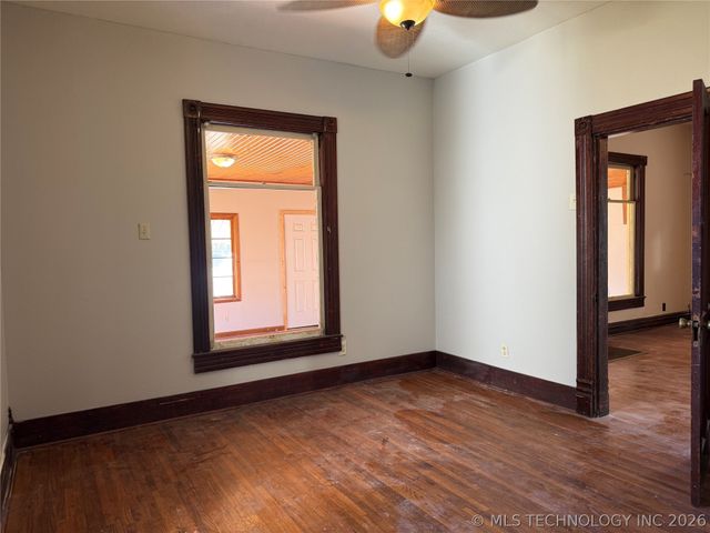 512 E 8th Street, Coffeyville, KS 67337