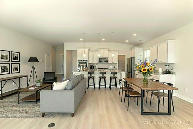 808 Flowering Branch Ave., Little River, SC 29566