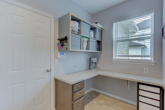 20779 Greenwood Avenue, Lakeville, MN 55044