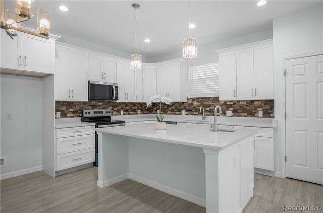 822 Poplar Street, Inverness, FL 34452