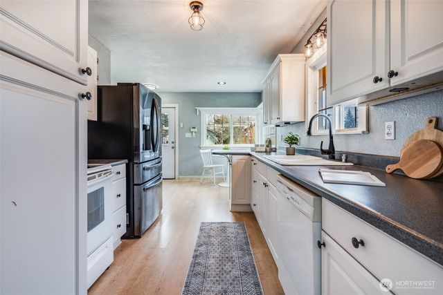 1105 S Orchard Street, Tacoma, WA 98465