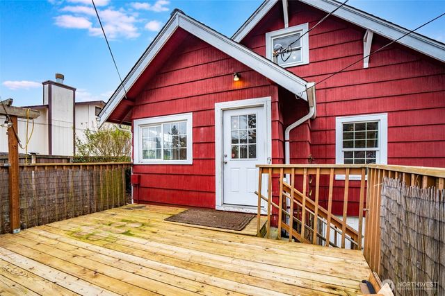 1105 S Orchard Street, Tacoma, WA 98465