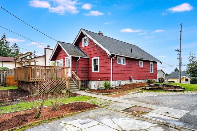 1105 S Orchard Street, Tacoma, WA 98465