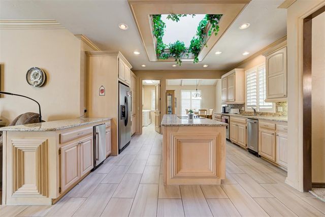 1300 Eagle Drive, Edmond, OK 73034