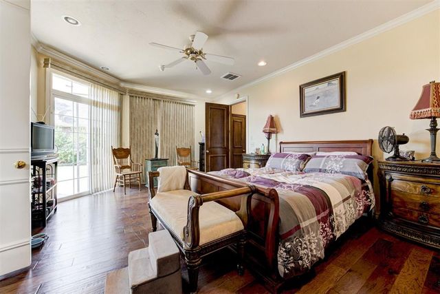 1300 Eagle Drive, Edmond, OK 73034