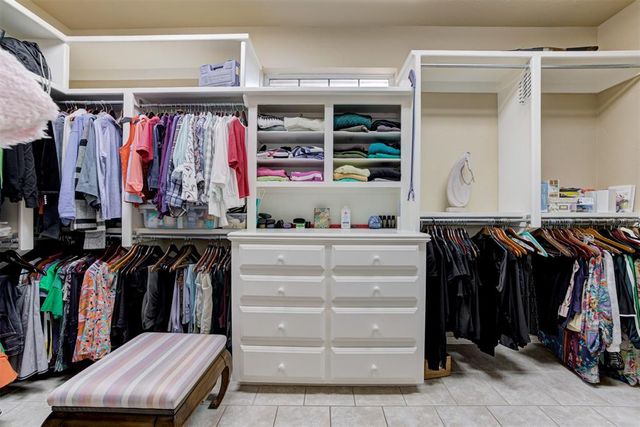 1300 Eagle Drive, Edmond, OK 73034