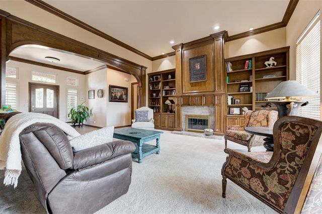 1300 Eagle Drive, Edmond, OK 73034