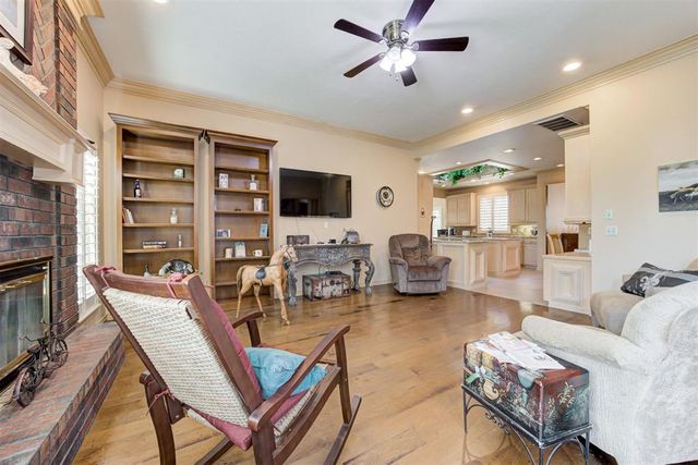 1300 Eagle Drive, Edmond, OK 73034