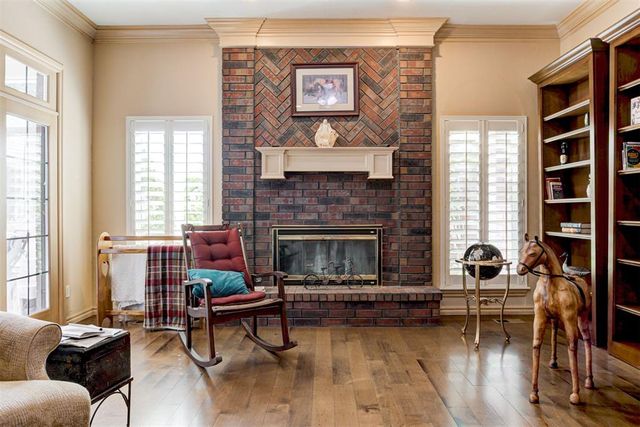 1300 Eagle Drive, Edmond, OK 73034