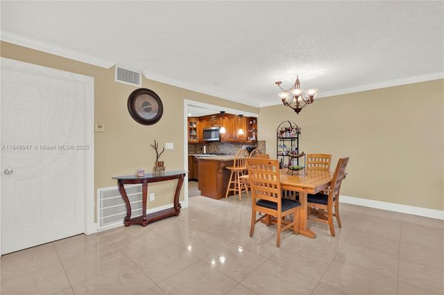 11338 SW 69th Ln, Miami, FL 33173
