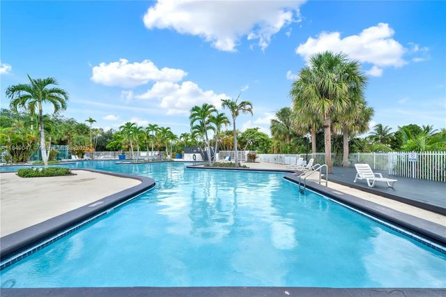 11338 SW 69th Ln, Miami, FL 33173