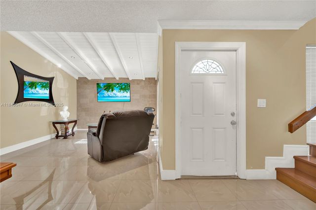 11338 SW 69th Ln, Miami, FL 33173