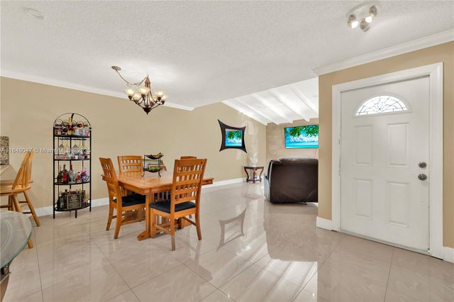 11338 SW 69th Ln, Miami, FL 33173