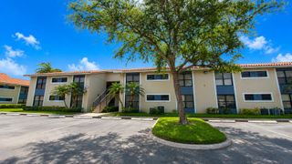 1463 Lake Crystal Drive G, West Palm Beach, FL 33411