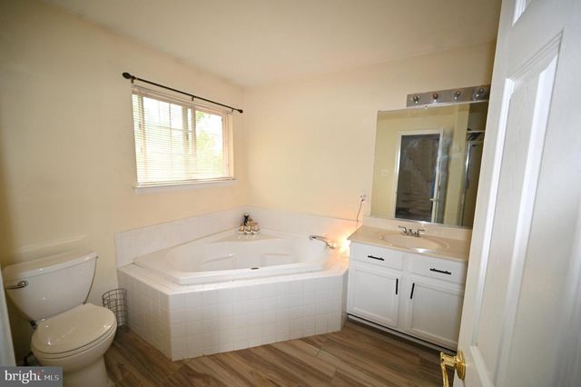 9172 GRANITE CT, Waldorf, MD 20603