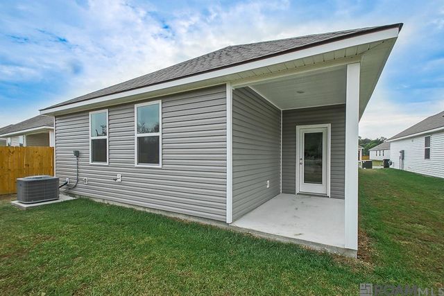 945 Drago Ln, Baton Rouge, LA 70820