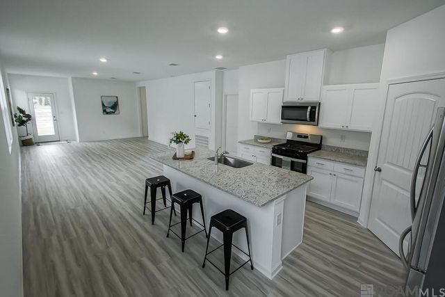 945 Drago Ln, Baton Rouge, LA 70820