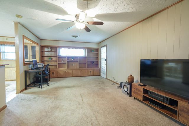 1702 Ivie Lee Street, Baytown, TX 77520