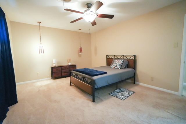 1702 Ivie Lee Street, Baytown, TX 77520